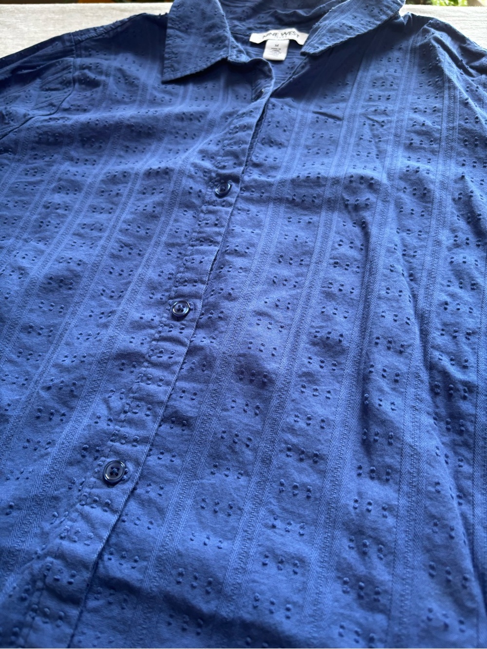 Nine West Blue Pintuck Textured Button-Up Cotton Shirt Medium - Picture 4 of 8